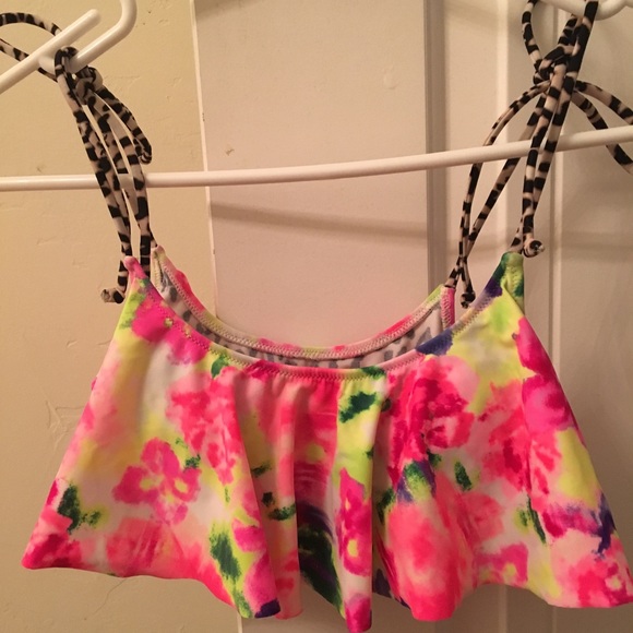 VS Pink Watercolor Bikini Top - Picture 2 of 5